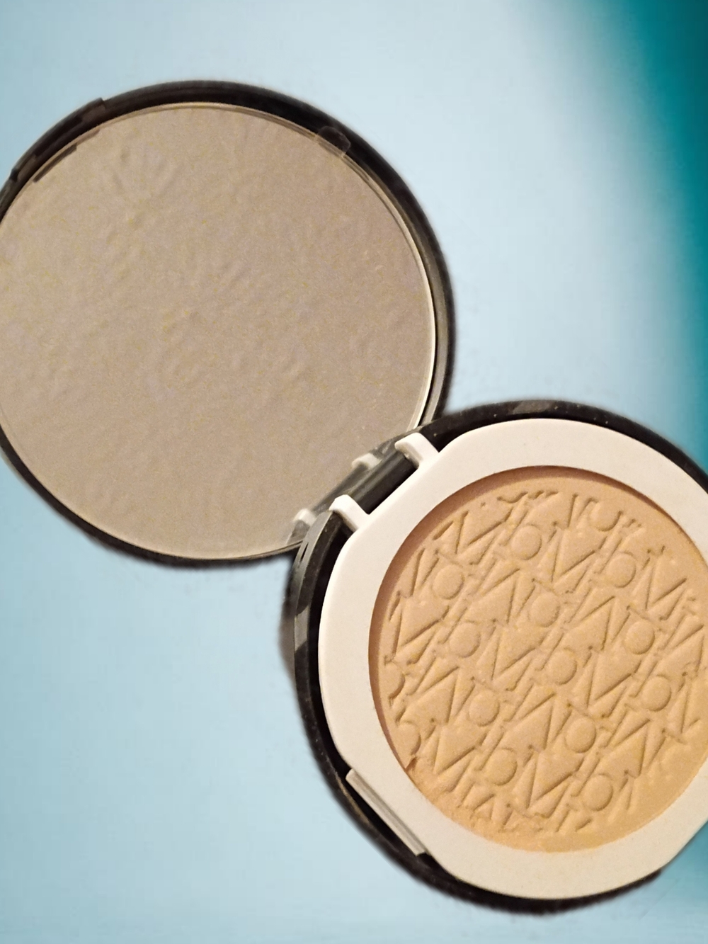 ORIGINAL Talc-Free Pressed Powder Foundation Mineral SPF 15 - Neutral Ivory 06